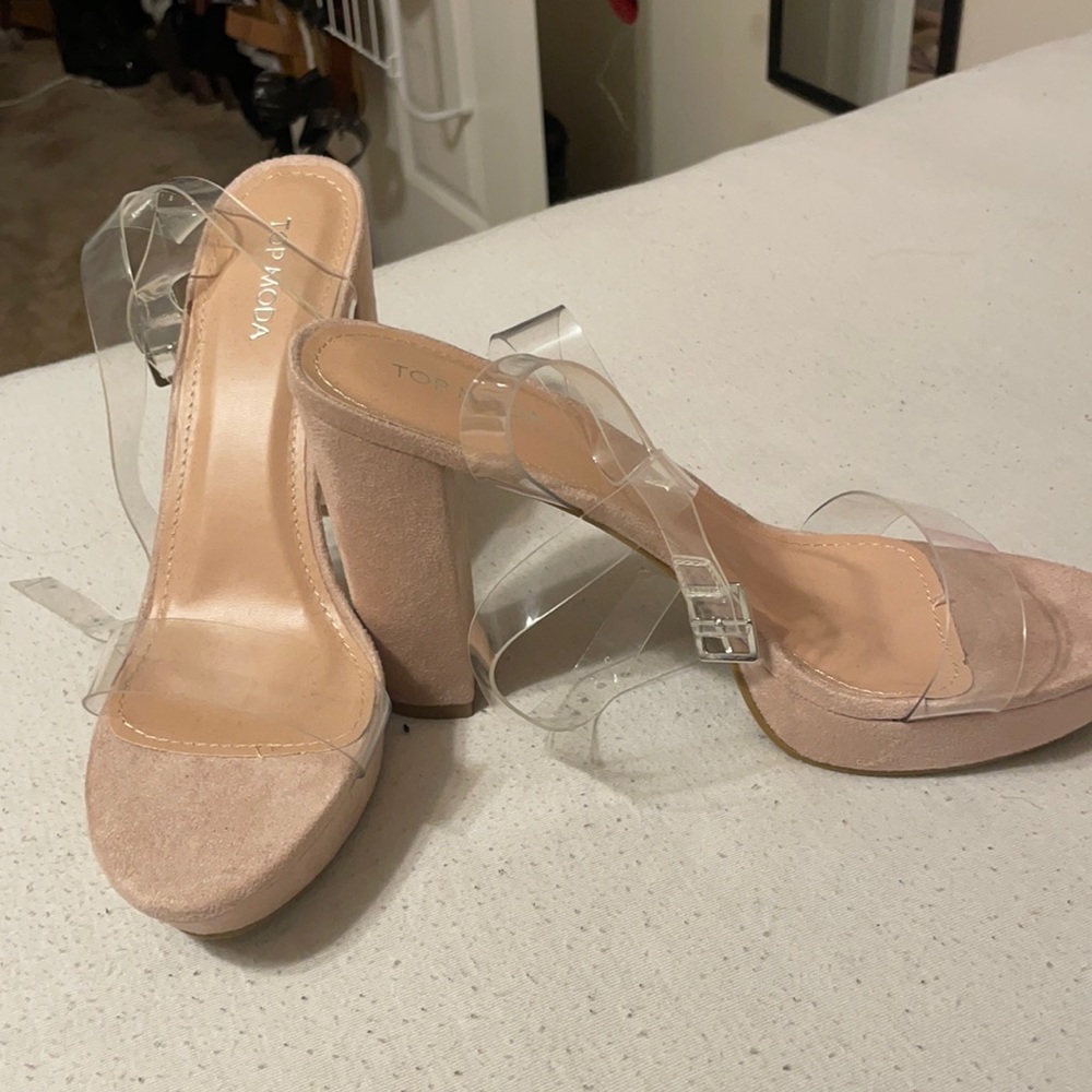 Windsor blush heels